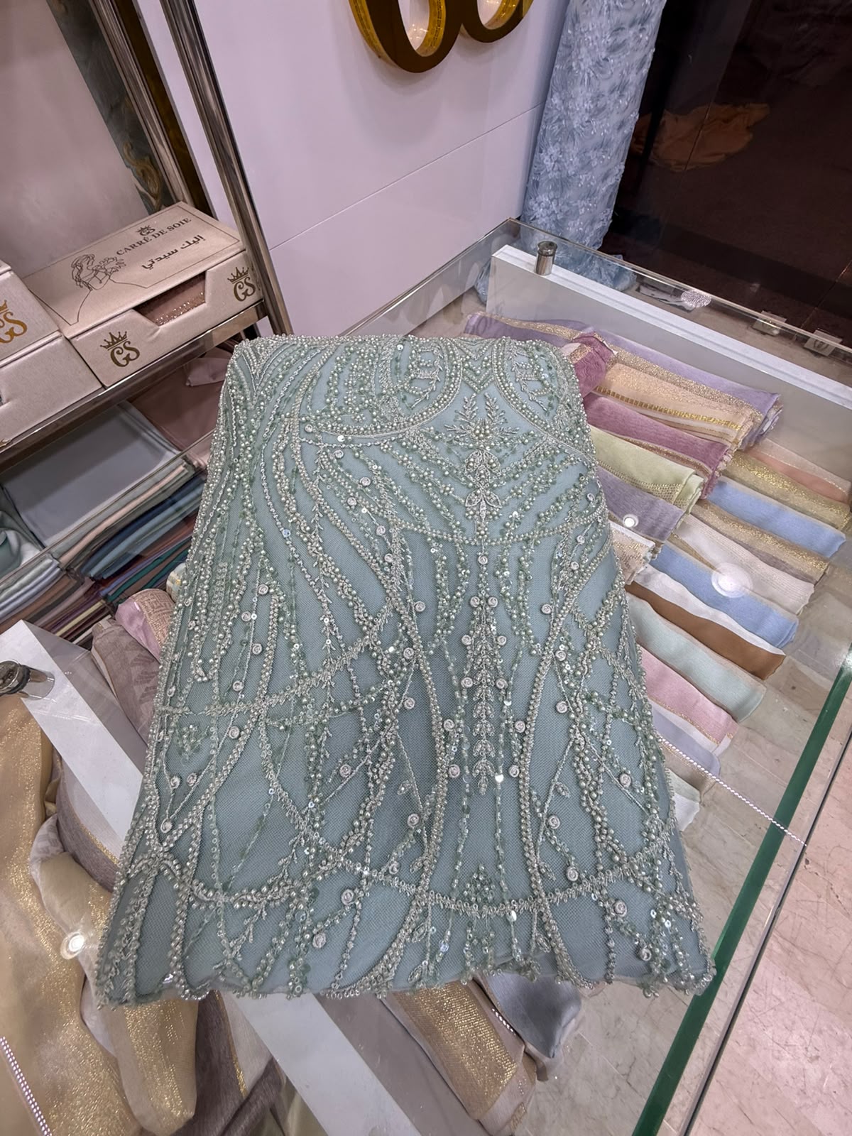 Tissu Elie Saab – Vert d'eau perlé