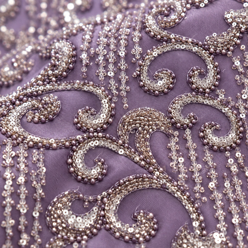 Tissu brodé Elie Saab Mauve perlé, vue 2
