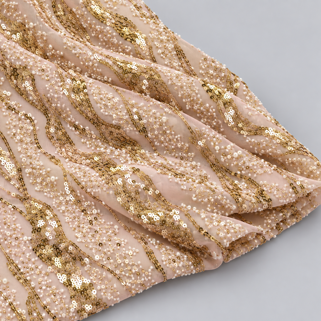 Tissu brodé Elie Saab Rose poudré doré, drapé